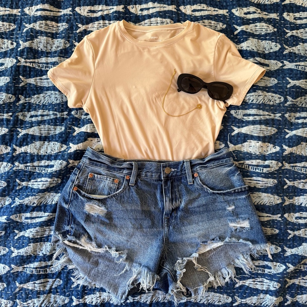 SKIMS Yellow Fitted Short Sleeve Tee